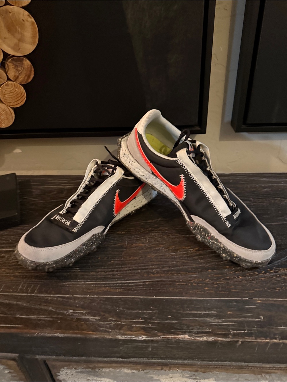 Nike Men’s Black, White and Red Low-Top Sneakers